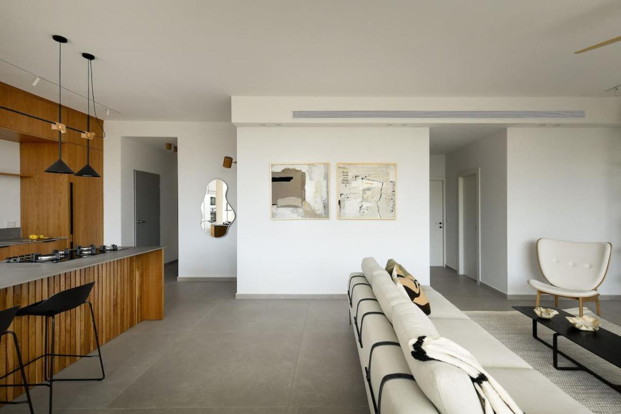 Picturesque 3Br Apt W Panoramic Views In Tel Aviv With Shelter By Sea N' Rent Exterior photo